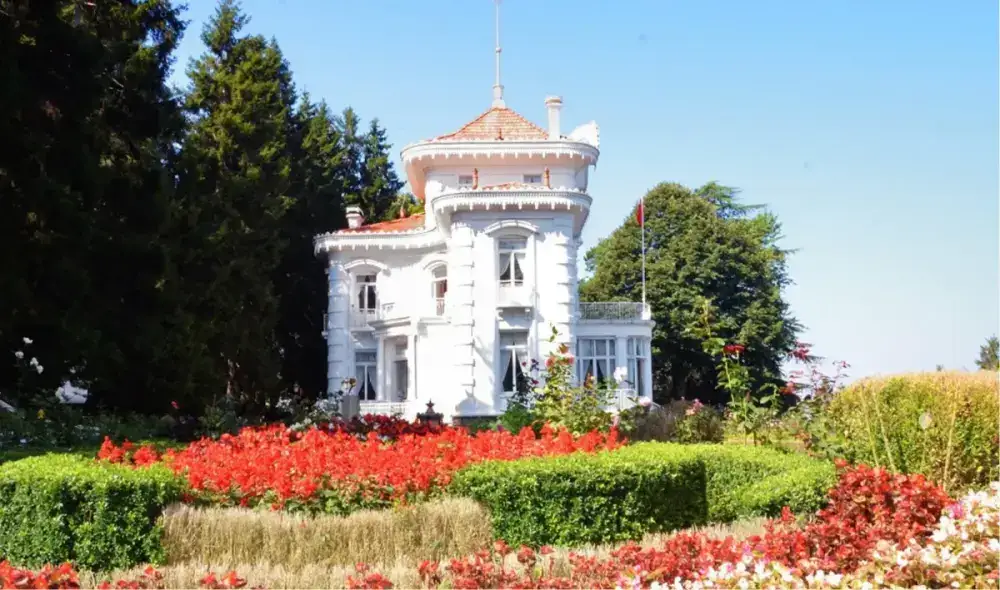 Trabzon City Tour – History, Markets & Black Sea Views