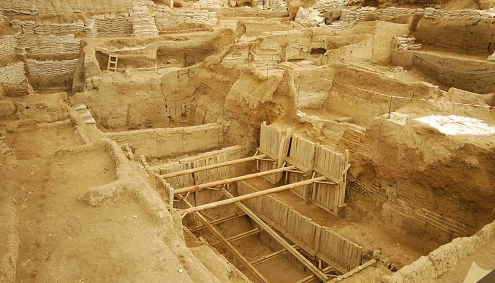 Private Çatalhöyük Heritage Day Trip from Istanbul by Plane