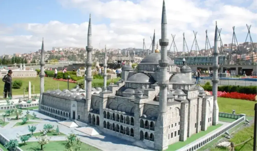 Golden Horn, Eyüp Sultan & Pierre Loti Tour