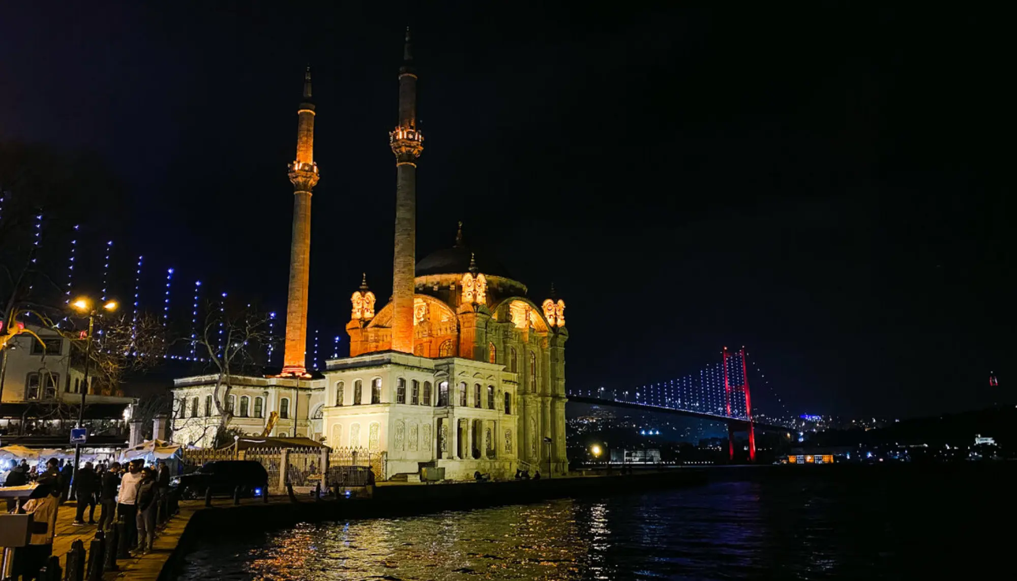 Illuminated Istanbul – Bosphorus, Two Continents & Panoramic Views